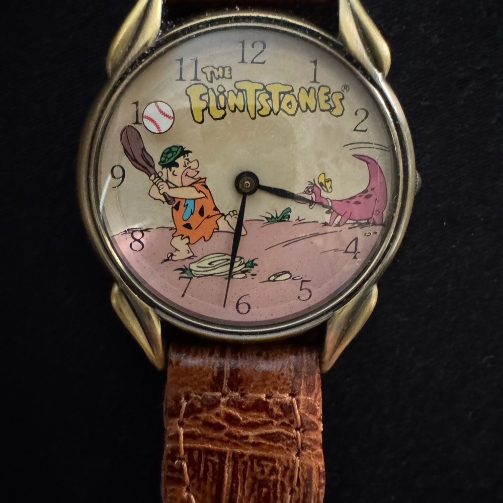 Rare Vintage Fred Flintstone Playing Baseball Quartz Watch